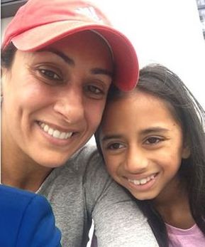 Saira-Khan-Amara-Khan-reading-invisalign-first Saira-Khan-Amara-Khan-reading-invisalign-first